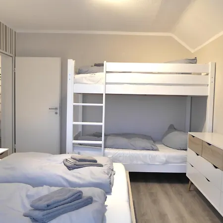 Family Star 6 Pers Wifi Pool Near Lift דירה *